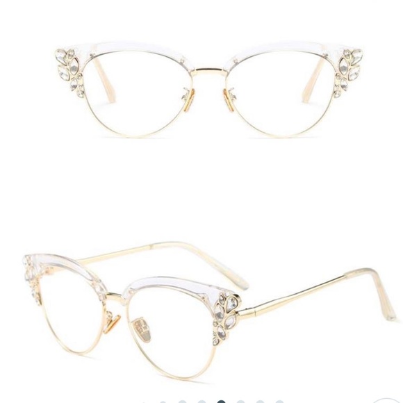 BOGO black cat eye glasses with diamonds on the side and 0.5+ prescription - Picture 3 of 3